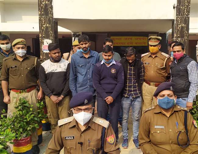 Sahibabad-Police-Loot-Case-Open