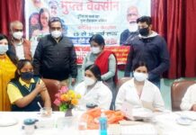 पार्षद की जागरूकता: वैक्सीनेशन के बाद बच्चे कर रहें अब जागरूक