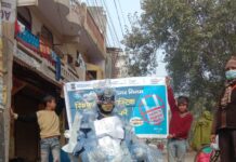 निगम ने पॉलिथिन दानव कार्यक्रम के तहत लोगों को किया जागरूक