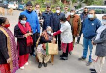 पार्षद की मुहिम हर व्यक्ति को लगे वैक्सीन