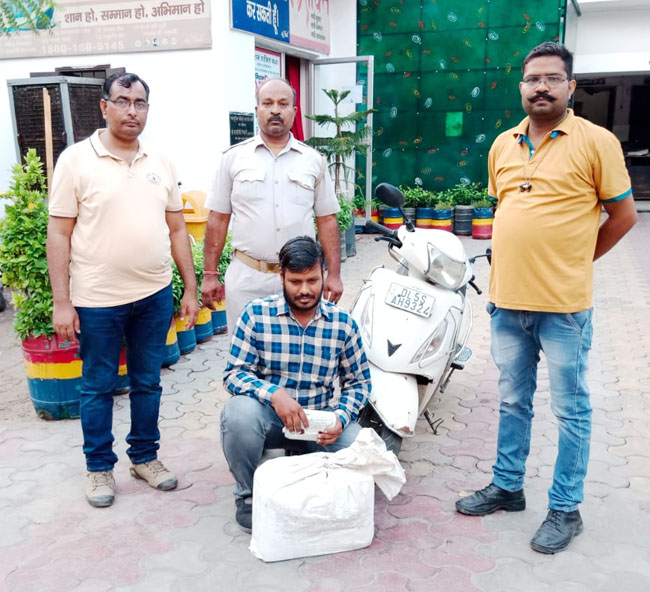 Delhi-beer-smugler-aresste