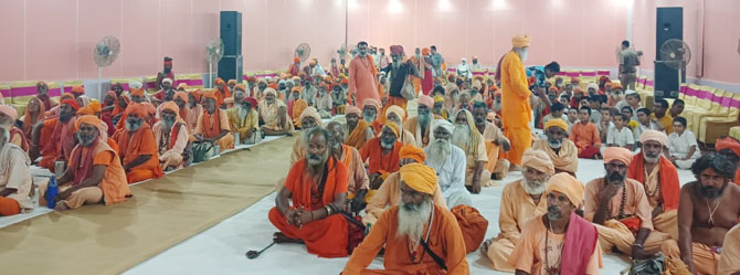 Sant-Sanatan- Kumbh (1)