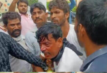 सफाई कर्मचारियों ने पेट्रोल छिड़ककर आग लगाने का किया प्रयास