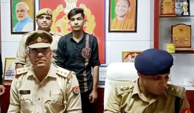 sahibabad-police-arested-sadhu-son