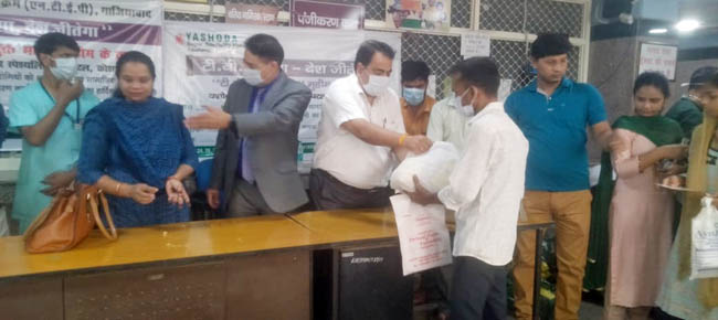 yasoda-hospital-tb-patient-distibute-refreshment-kit (3)