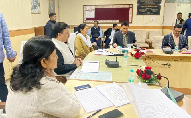 state-minister-ravinder-jaiswal-stamp-duty-meeting (1)