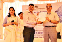 बुलेट ट्रेन सेवा से भी जुड़ेगा उत्तर प्रदेश का मेडिकल डिवाइस पार्क: डॉ. अरुणवीर सिंह