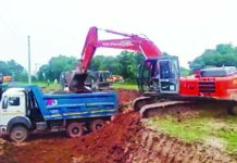 यमुना प्राधिकरण क्षेत्र में खनन माफिया के हौसले बुलंद, खनन रोकने गई प्राधिकरण की टीम पर हमला