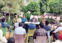 सस्ती शराब खिला सकती है जेल की हवा: सुबोध कुमार श्रीवास्तव