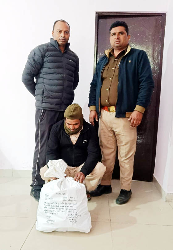 noida-liquar-smugller