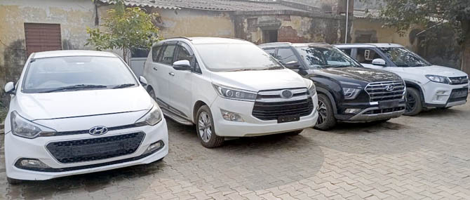 crime-branch-stole-luxury-car (3)