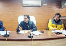 नगर आयुक्त ने वसुंधरा जोन के टैक्स वसूली की सराहना की 31 मार्च तक करनी है 313 करोड़ की वसूली