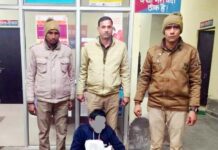 दिन में खेती और रात में अण्डे की ठेली लगाकर बेचता था कैटरीना शराब