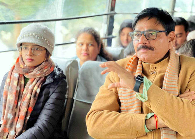 yeida-bus-sewa-start-2