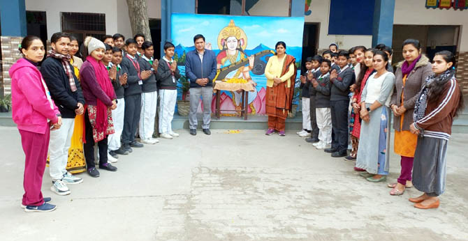 Cambridge-Public -school-basant-panchmi (4)