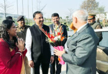 चीफ सेक्रेट्री दुर्गाशंकर मिश्र ने ग्रेटर नोएडा में रोबोटिक्स कंपनी का किया निरीक्षण वेद वन पार्क में सनातन संस्कृति को लेकर कहीं ये बात …