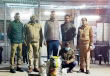 कम समय में ज्यादा कमाने की चाह ने दो शराब तस्करों खिलाई जेल की हवा एक लगाता था ठेला तो दुसरा करता था मजदूरी