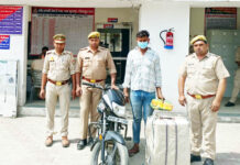 चुनाव में खपाने के लिए बाइक से कर रहा था हरियाणा शराब की तस्करी, गिरफ्तार