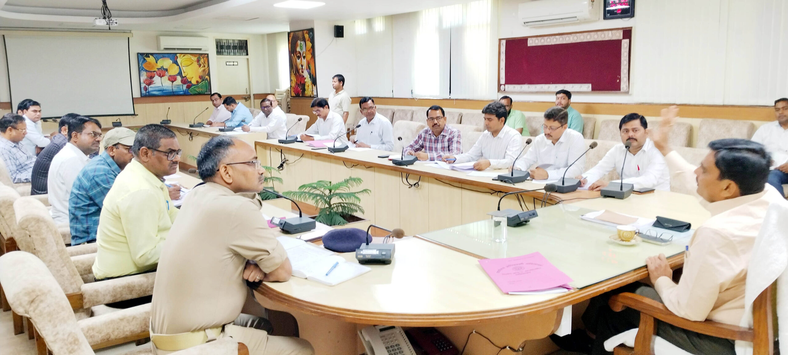 dm-meeting-black-spot