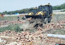 ग्रेनो प्राधिकरण का रूपवास में चला बुलडोजर 5 हजार वर्ग मीटर जमीन को किया कब्जा मुक्त