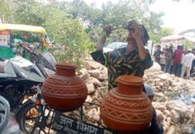 चिलचिलाती गर्मी में राहगीरों की प्यास बुझाने के लिए ग्रेटर नोएडा प्राधिकरण ने तीन जगह पर लगवाया प्याऊ