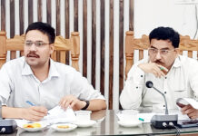 विकास खंड में खुलेंगे सीएससी आधार केंद्र बच्चों के बनाए जाए आधार कार्ड