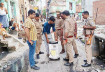 हरियाणा से दिल्ली के रास्ते गाजियाबाद में बेच रहा था हरियाणा की शराब