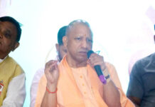मुख्यमंत्री योगी अदित्यनाथ बोले एससी वर्ग के घर-घर जाकर करें संपर्क, वंचित न रह जाए एक भी मतदाता