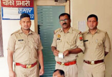 दिन में मजदूरी और रात होने पर ट्रोनिका सिटी में बेचता था हरियाणा की शराब