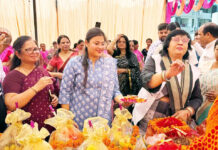 आंगनबाड़ी कार्यकर्ता ईमानदारी व लग्न से करें काम: प्रतिभा शुक्ला