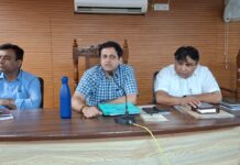 कूड़ा जलाने वालों की निगहबानी को नगर आयुक्त ने बनाई टीमें