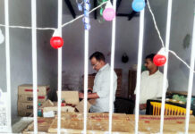 तय कीमत से ज्यादा पर बेची शराब तो होगी कार्रवाई, आबकारी अधिकारी के सख्त तेवर