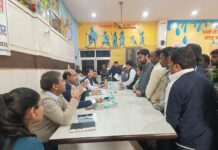 शिकायतों के निस्तारण में कतई बर्दाश्त नहीं की जाएगी देरी: अभिनव गोपाल