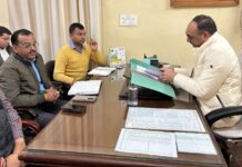 अवैध शराब के अड्डों को कराएं पूरी तरह समाप्त नहीं तो फिर कार्रवाई के लिए रहें तैयार: राकेश कुमार सिंह