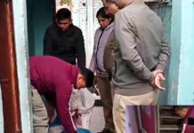 क्रिसमस और न्यू ईयर के जश्न से पहले आबकारी अधिकारी का चला अवैध शराब के कारोबार पर हंटर