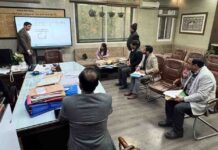 शामक अंसल गार्डन कॉलोनी में भवनों के रैंप हटाने को जारी करें नोटिस