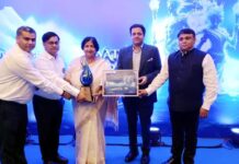 वर्ल्ड वाटर अवॉर्ड में गाजियाबाद नगर निगम को प्रथम पुरस्कार, महापौर सुनीता दयाल और नगर आयुक्त विक्रमादित्य सिंह मलिक हुए सम्मानित