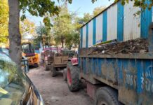 महापौर ने विजयनगर में अवैध रूप से कूड़ा डालते 3 ट्रैक्टर-ट्रॉली पकड़वाए