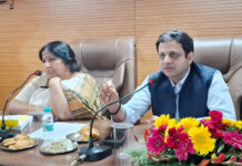 निजी मकानों पर होर्डिंग विज्ञापन के मामले में नगर निगम सख्त, बोर्ड बैठक में रेहड़ी पटरी रजिस्ट्रेशन नियमावली को मंजूरी 2465 करोड़ के पुनरीक्षित बजट पर सदन ने लगाई मुहर