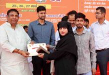 हर आयु-हर वर्ग के लिए सरकार की योजनाएं है संचालित: संजीव शर्मा