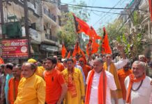 डीएलएफ कॉलोनी में रामनवमी पर निकली भव्य शोभायात्रा, झूमे श्रद्धालु