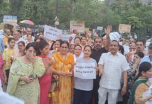 पाकिस्तान को कड़ा सबक सिखाने का यही है सही वक्त: डॉ. मनोज गोयल
