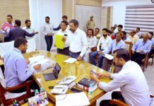 जन समस्याओं पर जिलाधिकारी सख्त, अधिकारियों को दिए कड़े निर्देश