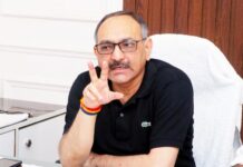 मेरठ डिप्टी कमिश्नर की दो-टूक चेतावनी: अब सिर्फ कागजी कार्रवाई नहीं, दिखना चाहिए जमीनी असर