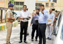 कलेक्ट्रेट में वाहन पार्किंग की जड़ से खत्म करें समस्या: दीपक मीणा