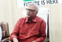 बोनी कपूर ने फिल्म सिटी का लेआउट यमुना प्राधिकरण को सौंपा