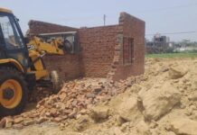 नूरनगर में 30 हजार वर्गमीटर में अवैध कॉलोनी पर चला जीडीए का बुलडोजर
