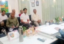 सौर ऊर्जा से रोशन होगा हर घर: विकास भवन में पीएम सूर्य घर योजना को लेकर सीडीओ ने की बैठक