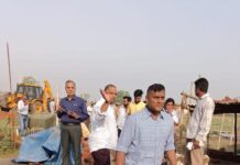 ग्रेनो प्राधिकरण का वैदपुरा में अतिक्रमण पर चला बुल्डोजर