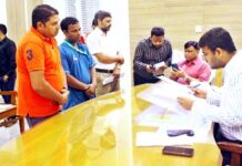 समस्या नहीं समाधान की नीति पर काम कर रहा प्रशासन: दीपक मीणा